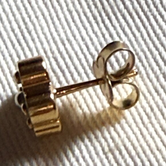 $395 Authentic LOUIS VUITTON made in ITALY Unisex Gold Pierced 1 Earring Only - Picture 5 of 8